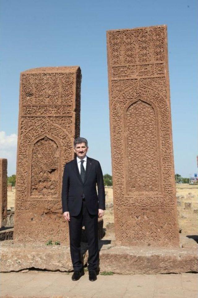 İçişleri Bakan Yardımcısı İnce Ahlat’ta