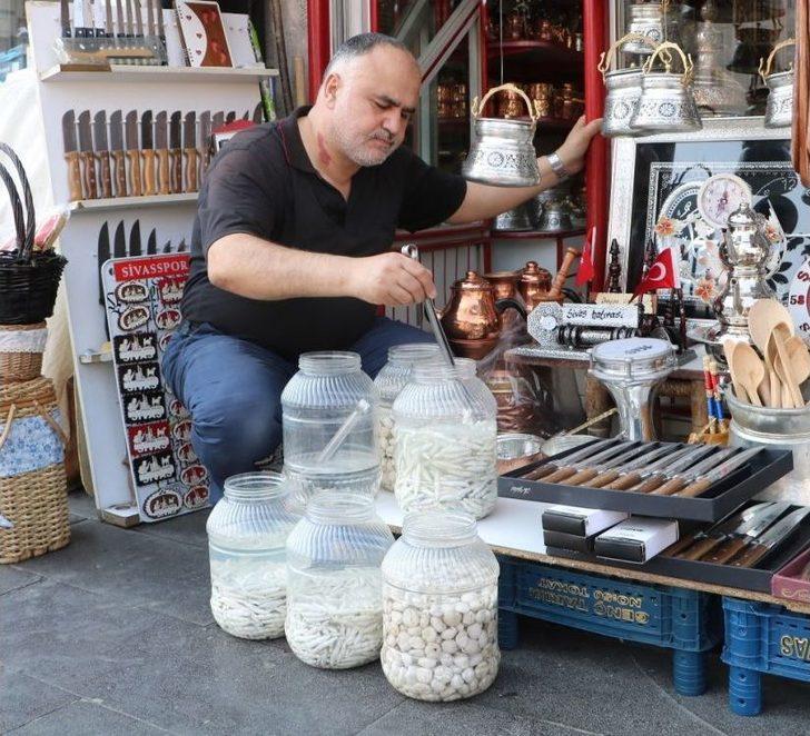 (özel) Kenger Sakızı Dolarla Yarışıyor G3