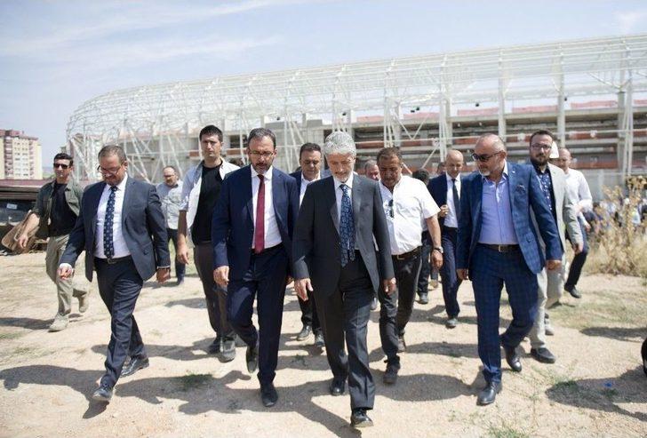 Bakan Kasapoğlu’ndan Eryaman Stadı Talimatı G3