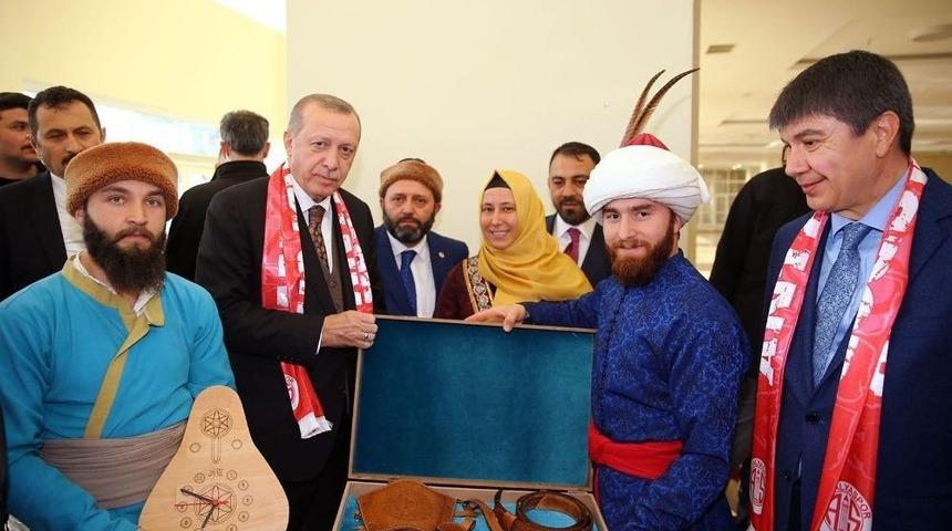 T&uuml;rel, Ak Parti Antalya 6. Olağan Kongresinde Konuştu