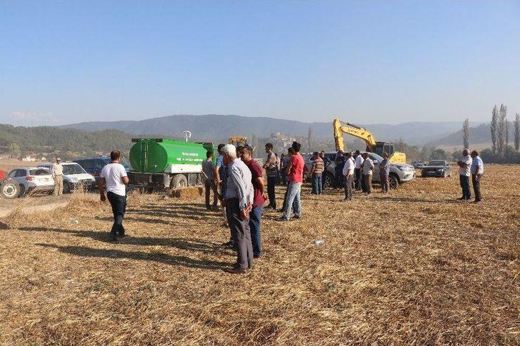 Tarım Arazisinde Başlayan Yangında 15 Hektar Alan Zarar Gördü G2