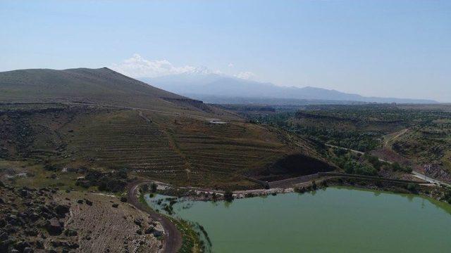 İncesu Belediyesi Ömer Halisdemir’in Adını Yaşatıyor