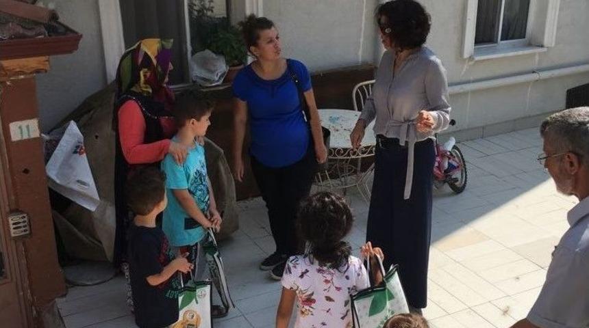 Kapı Kapı Gezerek &Ccedil;ocukları Okula Davet Ettiler