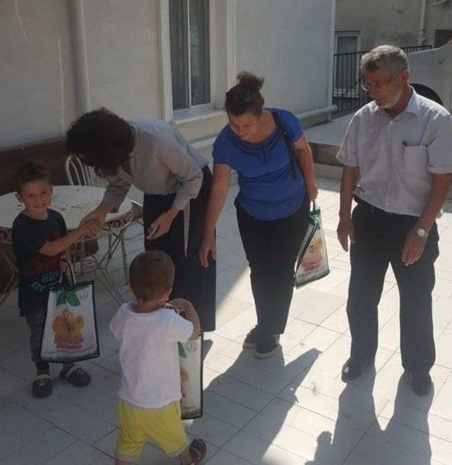 Kapı Kapı Gezerek Çocukları Okula Davet Ettiler