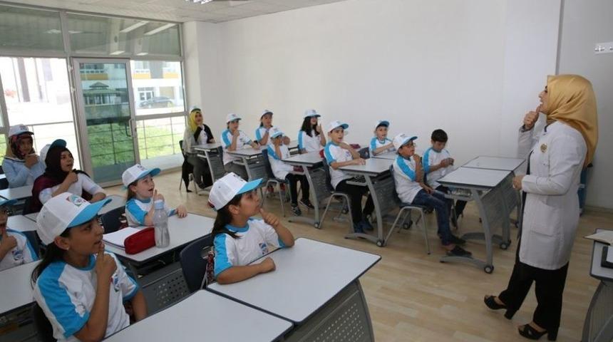 Melikgazi&rsquo;de İşaret Dili Kursu Başlıyor