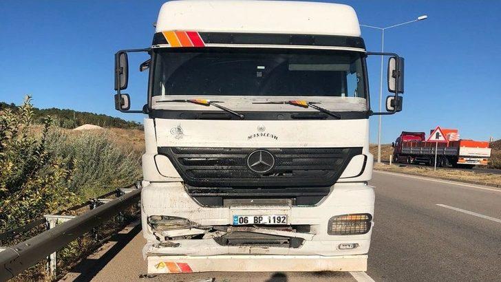 Kırıkkale’de Zincirleme Kaza: 3 Yaralı G2