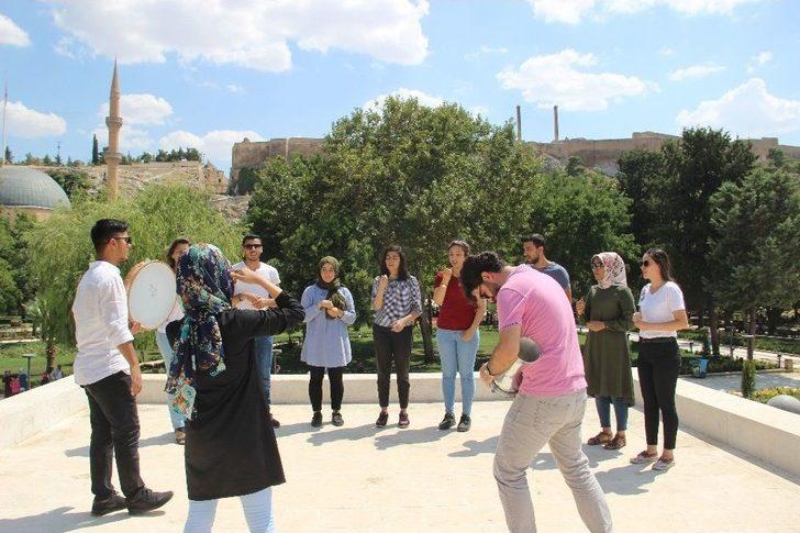 İşitme Engelli Genç Kızın Klip Hayalini İşaret Dili İle Gerçekleştirdiler G2