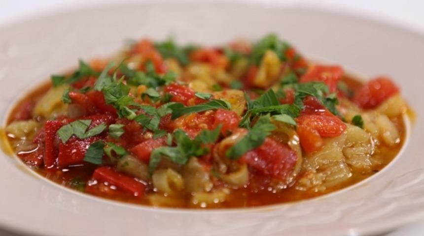 Zeytinyağlı Patlıcan Yemeği Tarifi