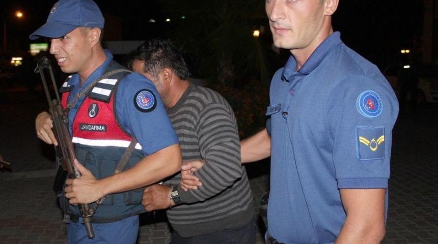 Kendini Hırsızlıkla Su&ccedil;layan Kişiyi &Ouml;ld&uuml;rd&uuml;