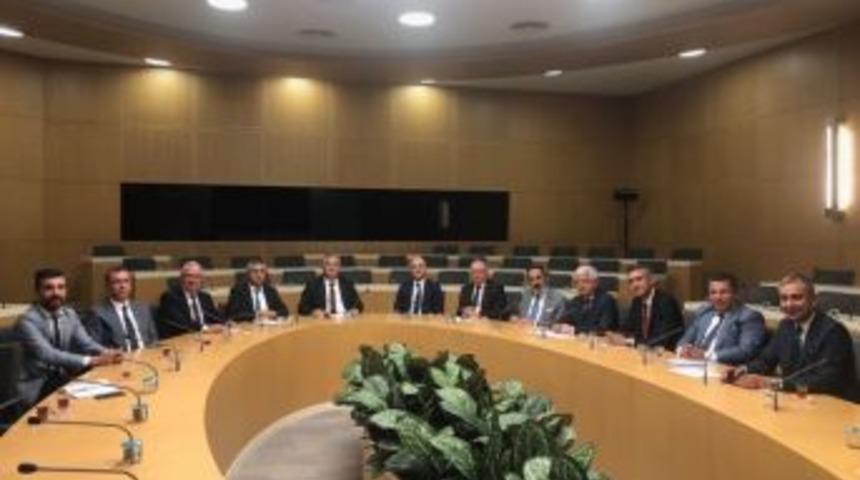 Maden Sekt&ouml;r&uuml; Temsilcilerinden Bakan Yardımcısı Mithat Cansız&rsquo;a Ziyaret