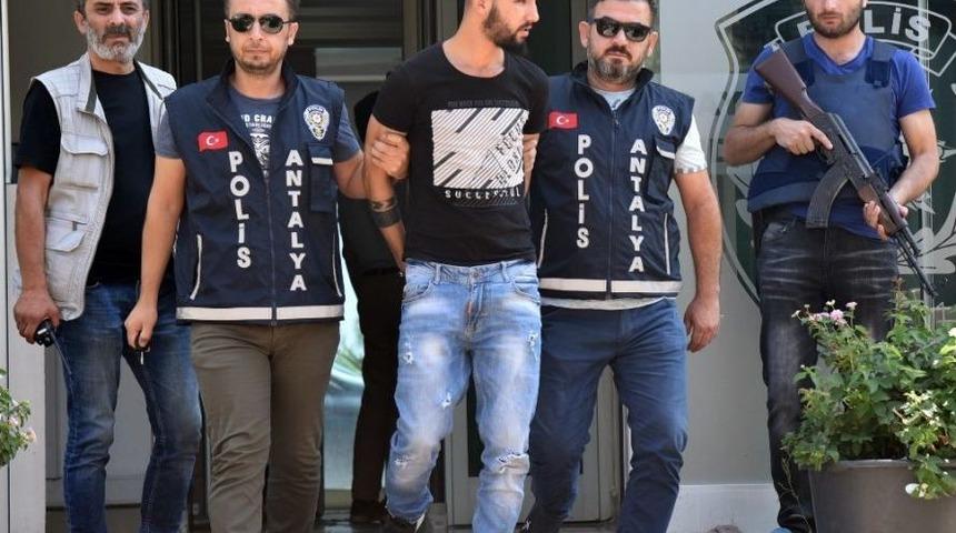 &Ccedil;aldığı Otob&uuml;s&uuml; 25 Dakika Kullanabildi