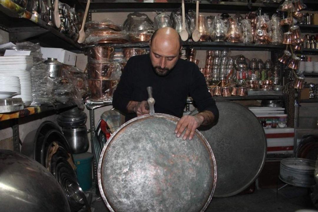 Paslı Eşyaların Arasında Buldu, Paha Bi&ccedil;ilemiyor