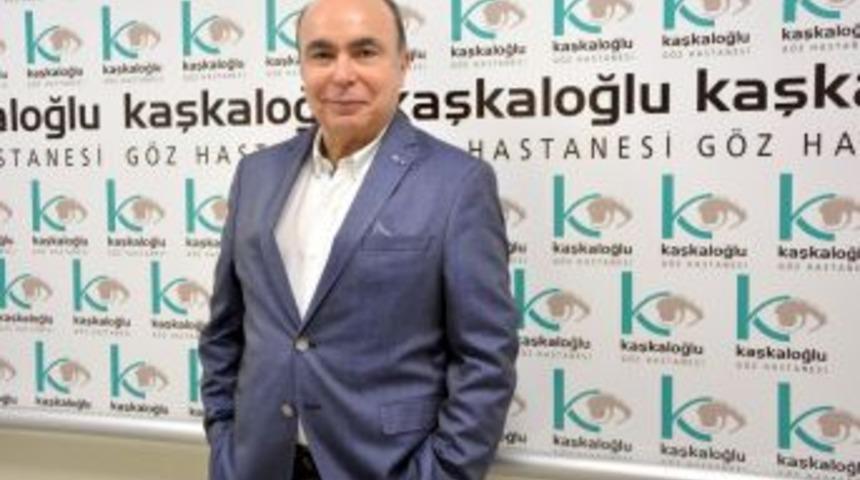 Prof. Dr. Mahmut Kaşkaloğlu: "c Vitamini Katarakt Oluşumunu Azaltıyor"