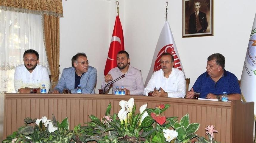 Ak Parti Nevşehir Milletvekili A&ccedil;ıkg&ouml;z, K&uuml;lliye Yaptırma Ve Yaşatma Derneği Başkanlığına Se&ccedil;ildi