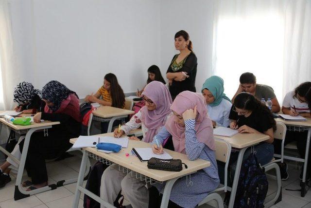 Erdemli Belediyesi Etüt Merkezi’nden Önemli Başarı