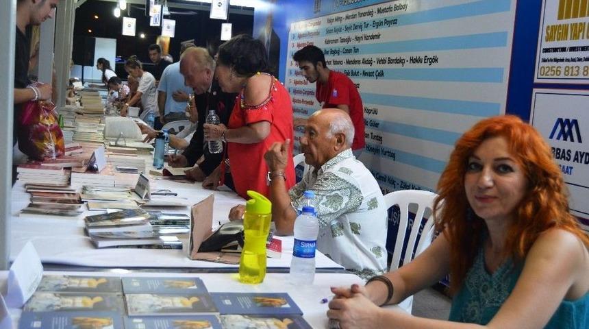 Altınkum Yazarlar Festivali İlgi Gördü