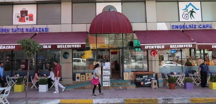 (özel Haber) ‘engelsiz Cafe’ İle Engelleri Aştılar G1