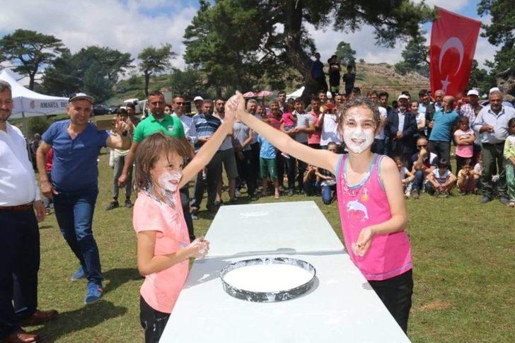 Kuzoluk Yaylasında Coşkulu Şenlik G5