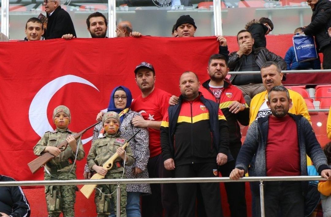 Spor Toto S&uuml;per Lig: Kayserispor: 1 - Kardemir Karab&uuml;kspor: 1 (ilk Yarı)