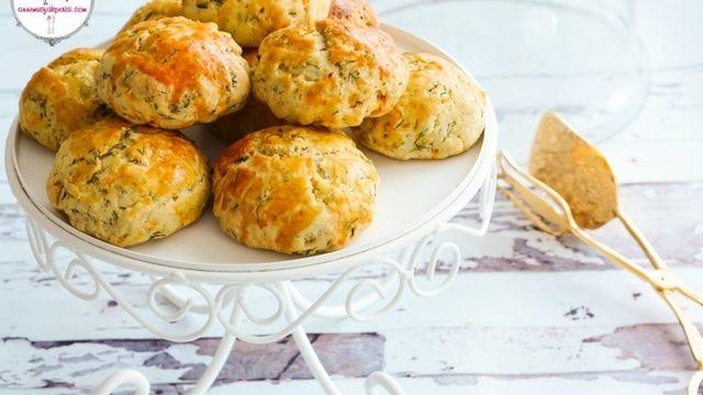 Dereotlu ve Havuçlu Poğaça