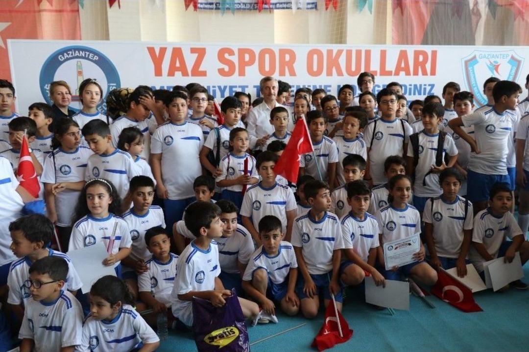 Yaz Spor Okullarında 4 Bin 500 &Ouml;ğrenci Mezun Oldu