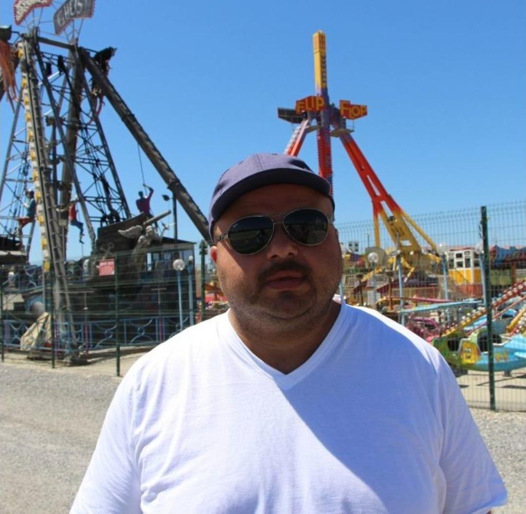 Gurbet&ccedil;inin &Ccedil;arpışan Arabada D&uuml;ş&uuml;rd&uuml;ğ&uuml; C&uuml;zdanı B&ouml;yle &Ccedil;aldı