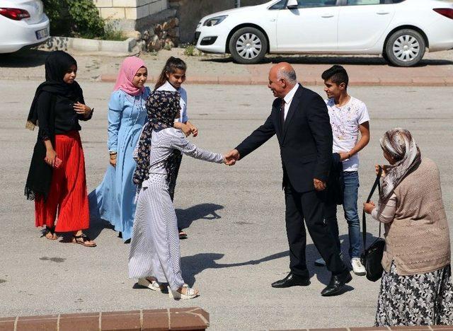 24 Yıldır Belediye Başkanlığını Rakiplerine Kaptırmadı