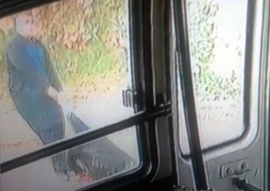 Denizli&rsquo;de &Ouml;ld&uuml;rd&uuml;ğ&uuml; Adamı S&uuml;r&uuml;kleyerek Taşıyan Zanlı Kameraya Yansıdı