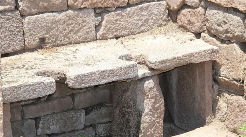 (&ouml;zel) 2 Bin Yıl &Ouml;nce İdrarı Depolayıp Deri &Uuml;retiminde Kullanmışlar