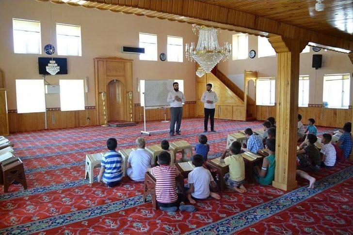 Müftü Güler’den Kuran Kursu Öğrencilerine Ziyaret G5