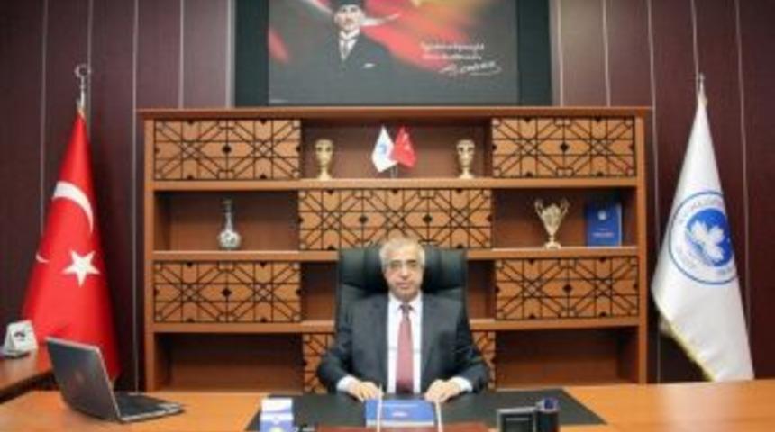 Rektör Şengörür’den, Kırklareli Üniversitesine Yerleşen Öğrencilere Mesaj