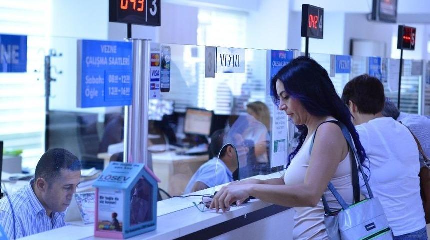 Muratpaşa Vezneleri Arife Günü De Açık