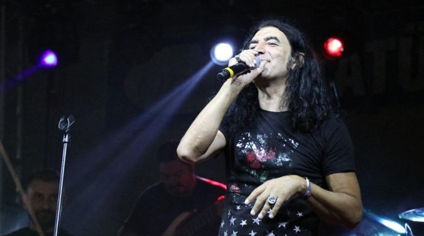 Murat Kekilli’den "yıkılasın Amerika" Bestesi