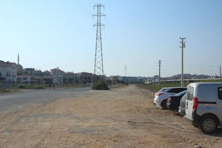 Servis Otobüsü Yüksek Gerilim Kablosuna Çarptı G4