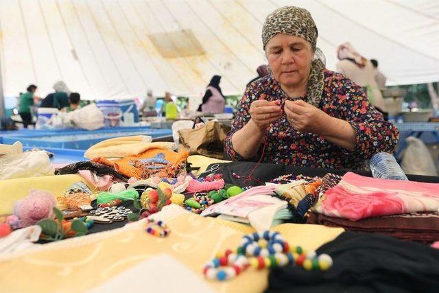 Büyükşehir Belediyesi Doğal Yaşam Pazarı’na Yoğun İlgi