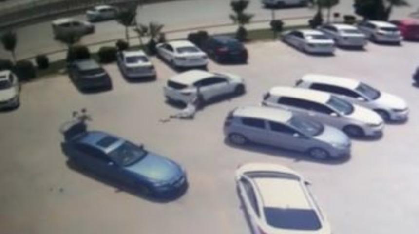 Bursa&rsquo;da Kadını Metrelerce Yerde S&uuml;r&uuml;klediler