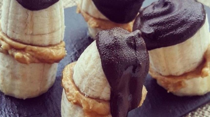 Çikolata Kaplı Muz Sandviç