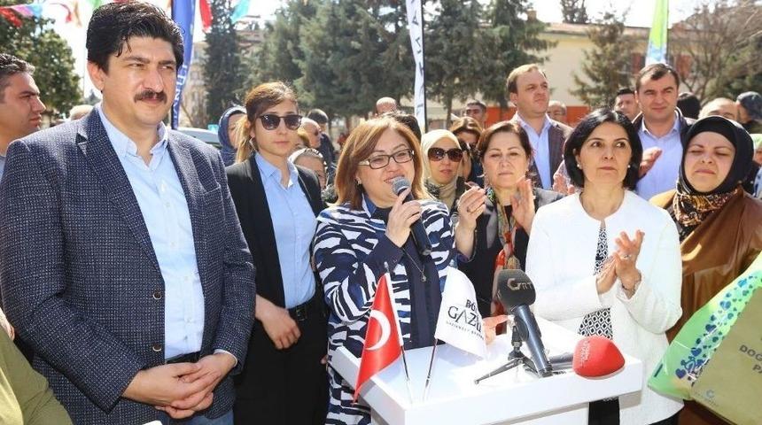 B&uuml;y&uuml;kşehir Doğal Yaşam Pazarı&rsquo;nı A&ccedil;tı