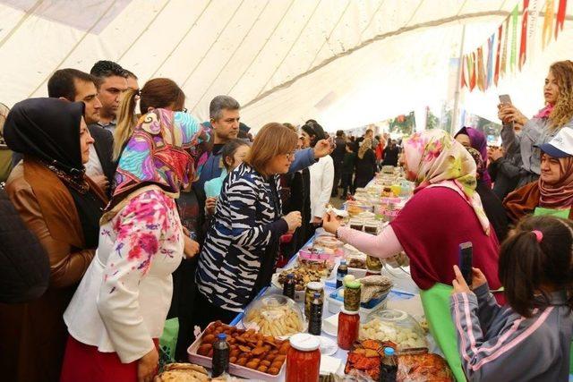 Büyükşehir Doğal Yaşam Pazarı’nı Açtı