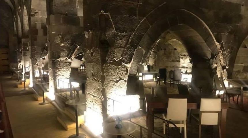 Tarihi Kervansarayda &Ccedil;erkes Ezgileri Yankılanacak