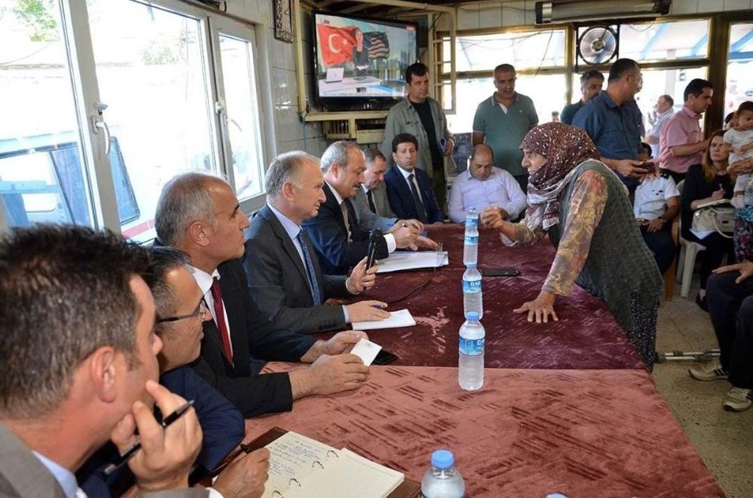 Vali Ceylan, Hıdırağa Mahallesi&rsquo;nde Vatandaşlarla Bir Araya Geldi