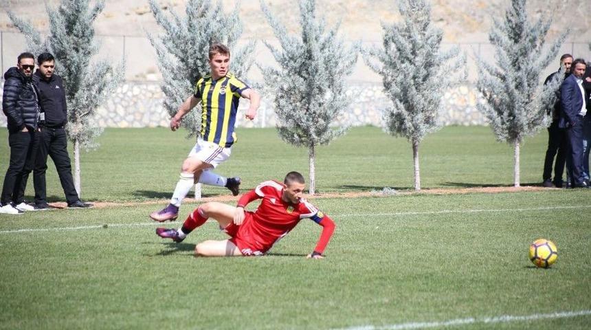 Yeni Malatyaspor Fenerbah&ccedil;e&rsquo;ye Son Dakika Gol&uuml;yle Mağlup