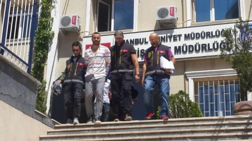 L&uuml;ks Otomobil &Ccedil;alan Hırsızlara Nefes Kesen Operasyon