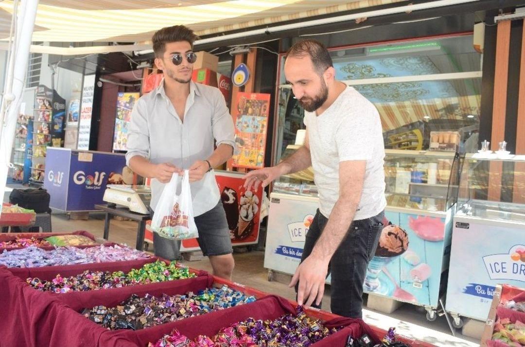 9 G&uuml;nl&uuml;k Bayram Tatili Şeker Tezgahlarına Vurdu