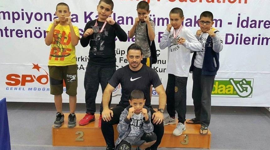 Aydınlı Boksörler Türkiye Derecesi Elde Etti