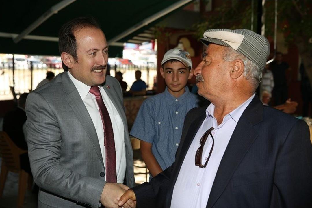 Vali Ali Hamza Pehlivan, Gurbet&ccedil;i Vatandaşlarla Bir Araya Geldi