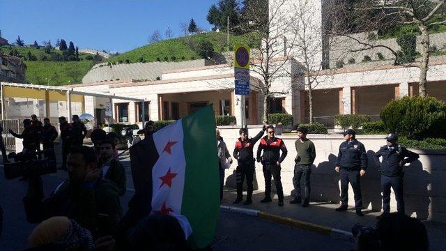 Abd Başkonsolosluğu Önünde Doğu Guta Eylemi