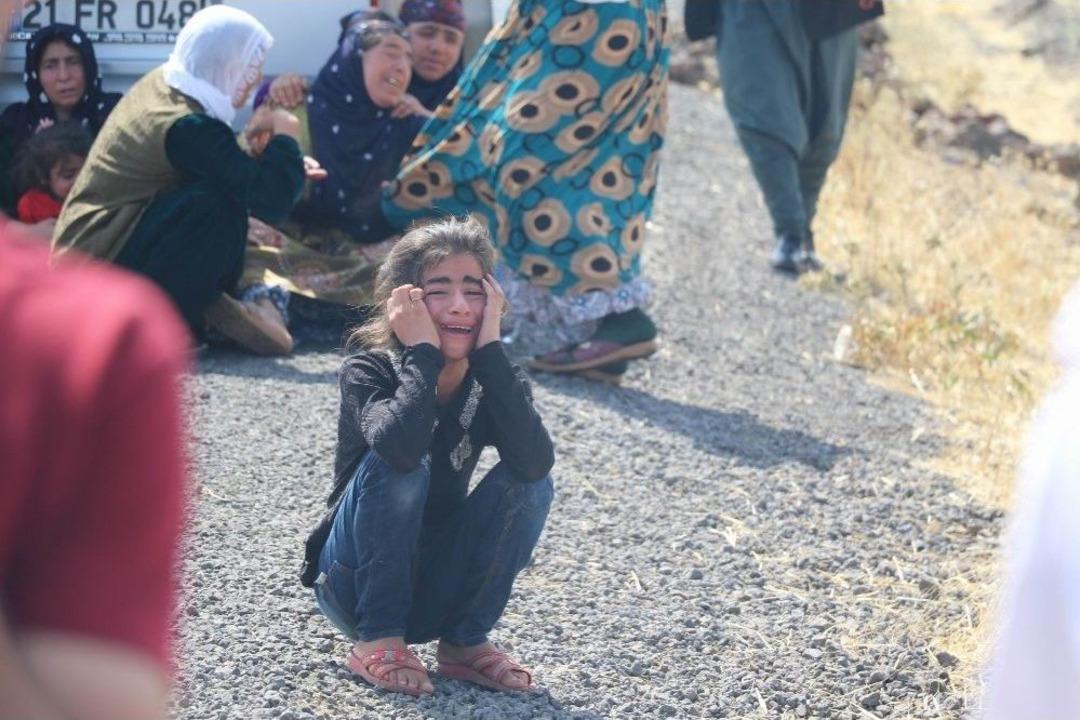 Diyarbakır&rsquo;da Trafik Kazası: 1 &Ouml;l&uuml;, 2&rsquo;si Ağır 9 Yaralı