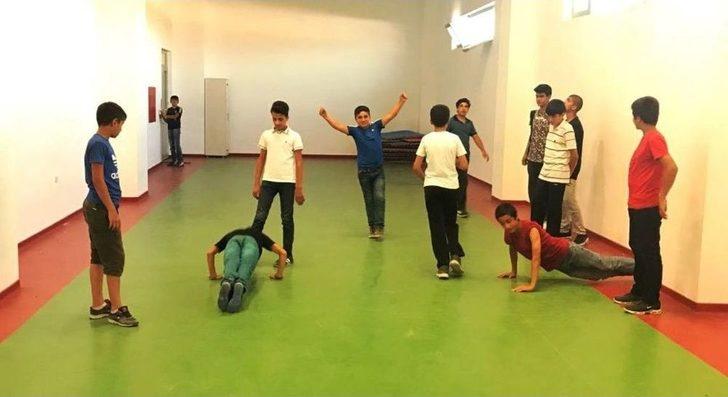 Edremit’te Yaz Spor Okullarına Yoğun İlgi G2