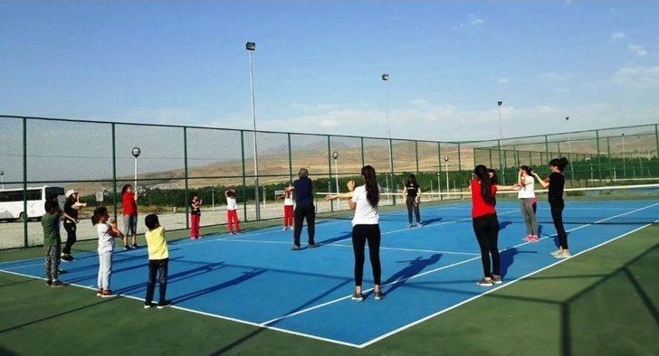 Edremit’te Yaz Spor Okullarına Yoğun İlgi G5